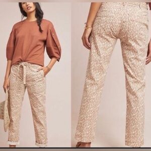 Anthropologie The Wanderer Cheetah Crop Pants in a tan animal print 26